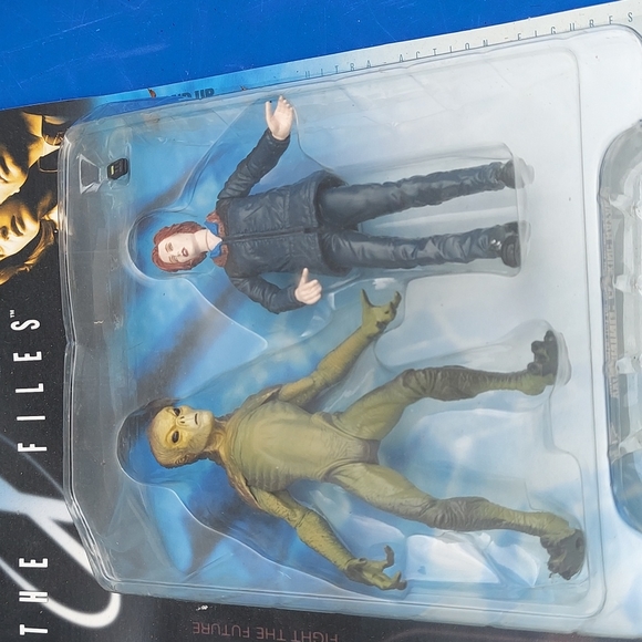 X Files Series 1 by McFarlane Toys 1998 Figures Agent Mulder - Picture 4 of 5